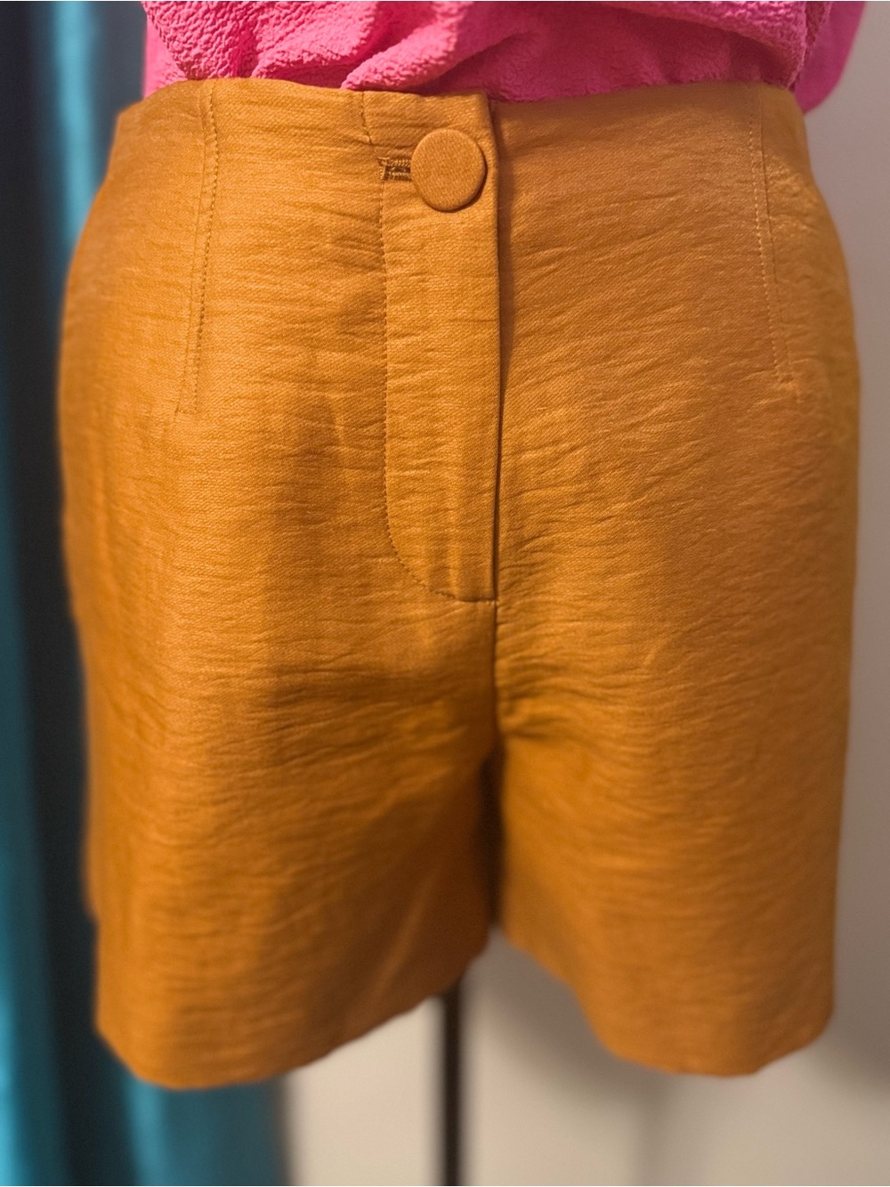 Zara Textured High-Waist Amber Shorts